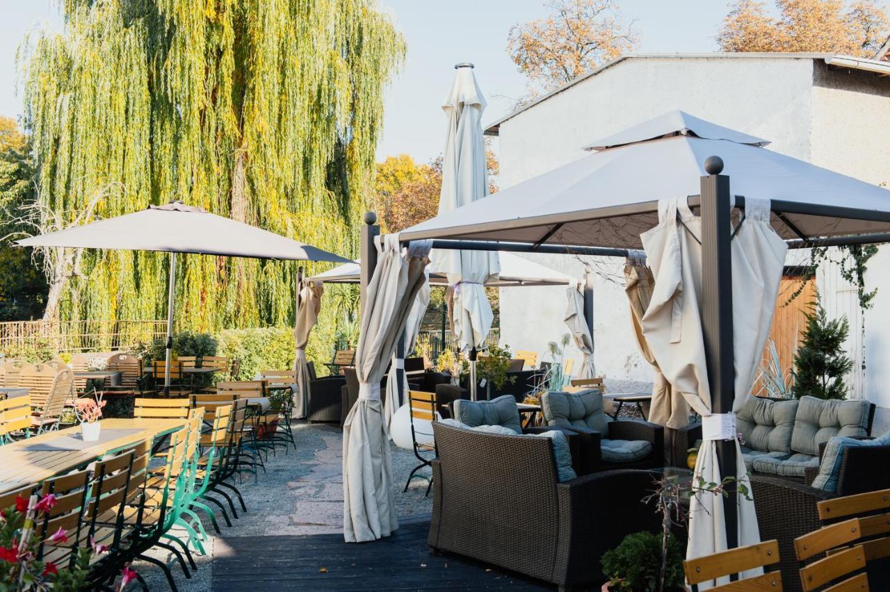 Hotel & Restaurant "Deutscher Kaiser" ペルレンブルク エクステリア 写真