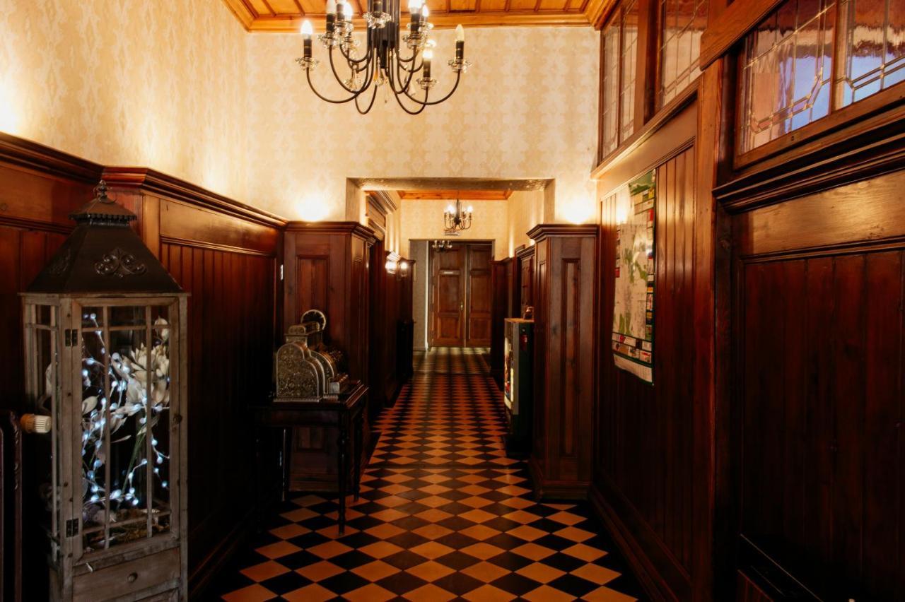Hotel & Restaurant "Deutscher Kaiser" ペルレンブルク エクステリア 写真