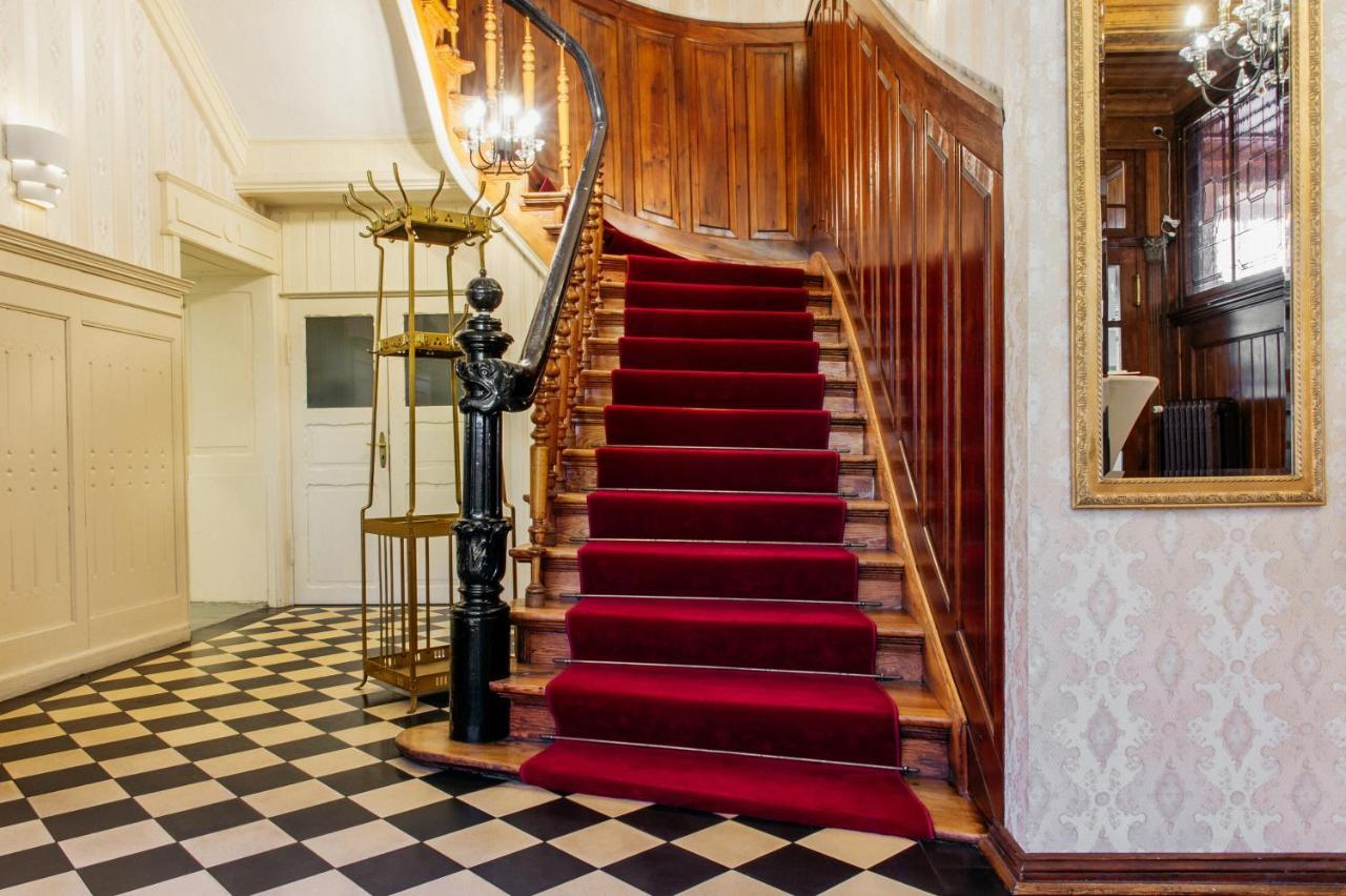 Hotel & Restaurant "Deutscher Kaiser" ペルレンブルク エクステリア 写真