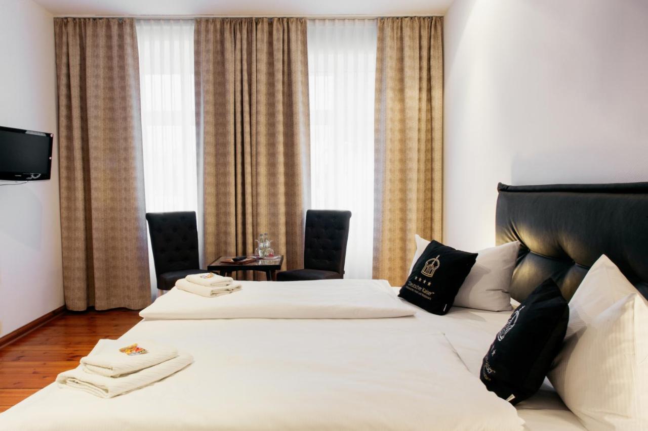 Hotel & Restaurant "Deutscher Kaiser" ペルレンブルク エクステリア 写真